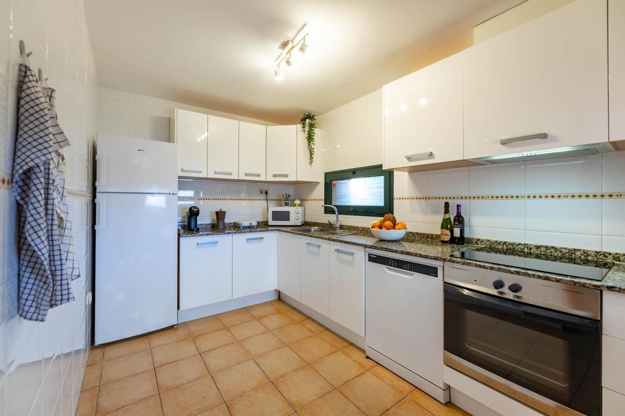 Sunrise Surf House, Big Garden, Hot Tub, Parking, Super-Fast Free Wi-Fi Villa Corralejo Ngoại thất bức ảnh